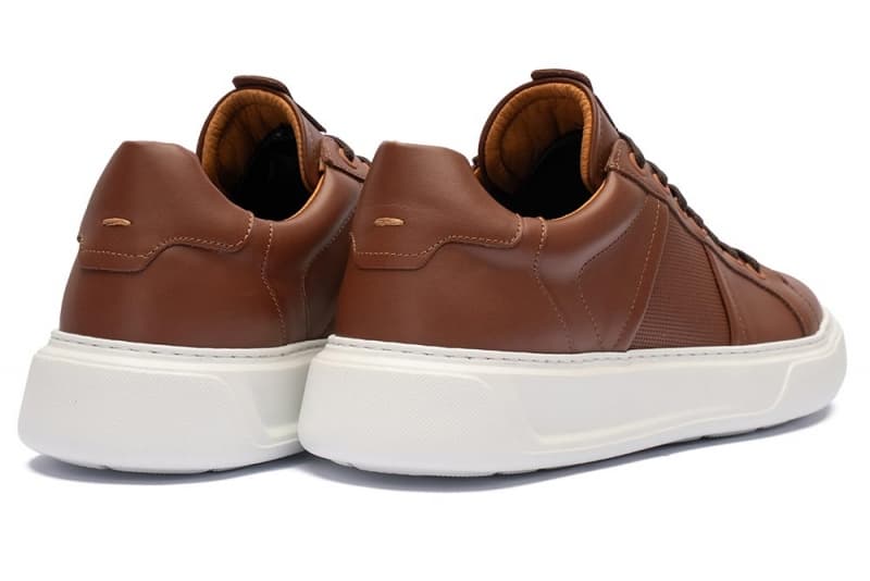 Brown natural leather sneakers